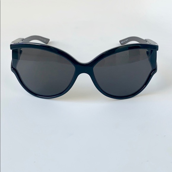 Balencaiga Sunglasses BB0038S 001 Black Grey - Picture 4 of 7